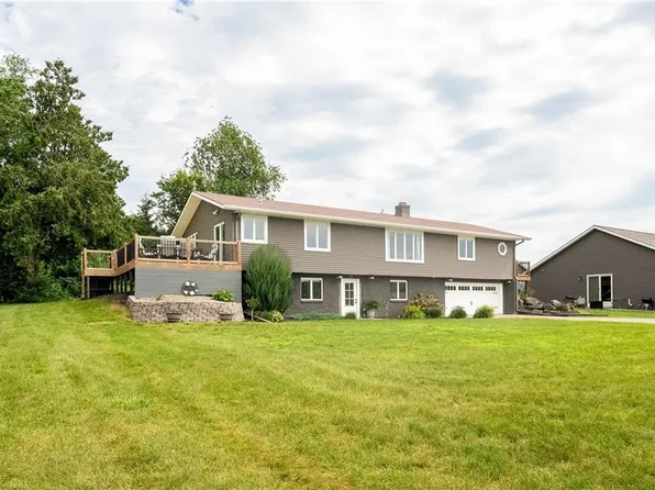 934 Daisy Lane, Eau Claire, WI 54703