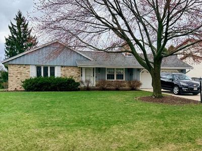 3580 S Loretta LANE, New Berlin, WI, 53151