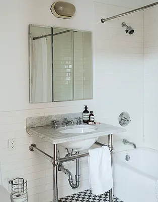 Rented by Two Trees | media 10