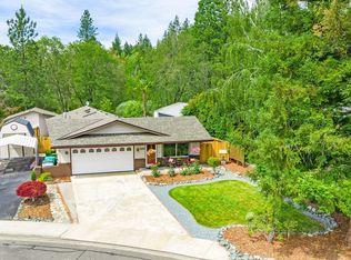 3323 Neamar Dr, Grants Pass, OR 97527