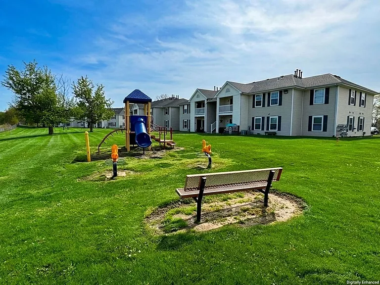 CLEAR CREEK APARTMENTS — Photo 10