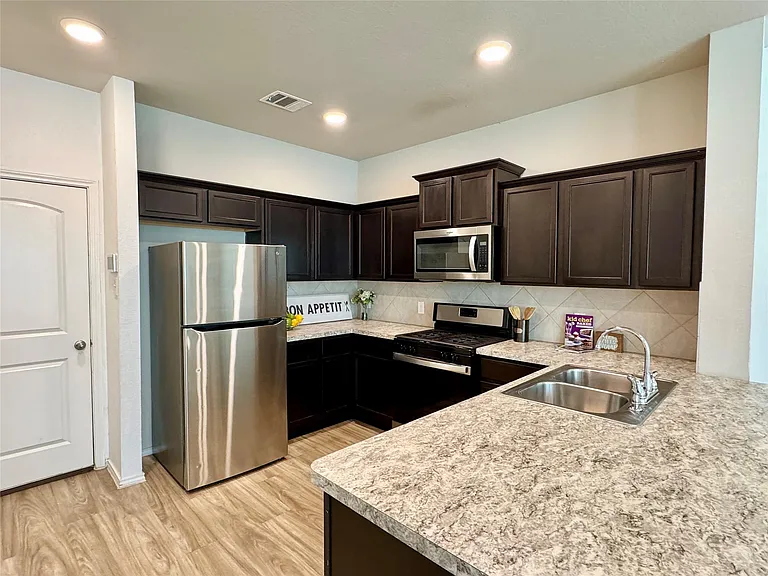 12715 Beatrice Terrace Dr — Photo 4