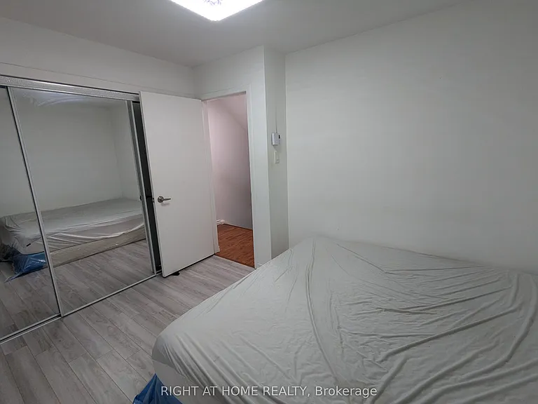 20 Hainford St #2 — Photo 15