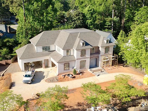 3rd image of 6832 Greystone Dr