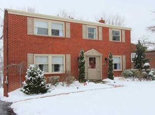 864 Lovingston Dr, Pittsburgh, PA