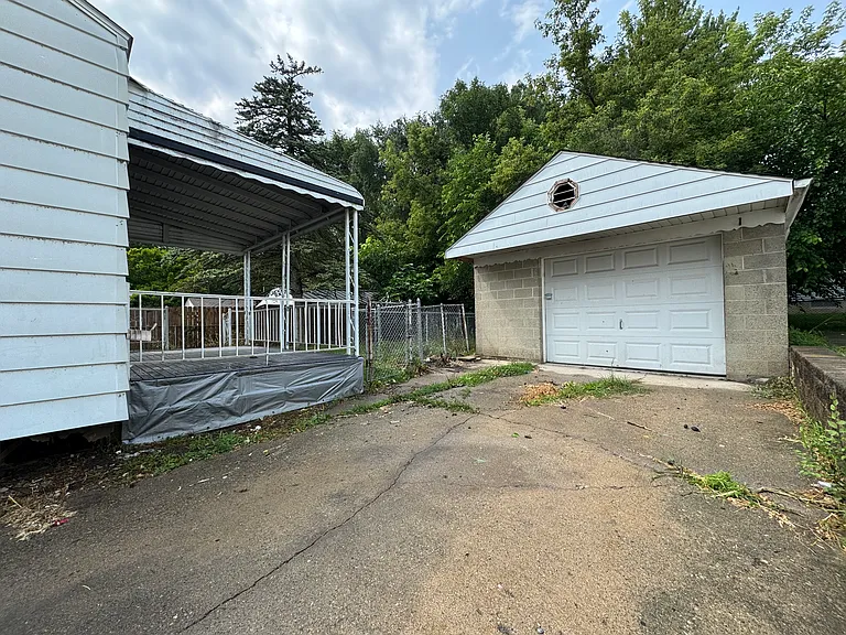 4024 Mann Hall Ave — Photo 3