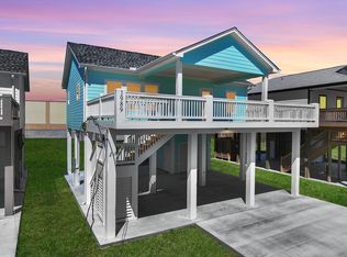 1989 Pedregal Dr, Crystal Beach, TX 77650