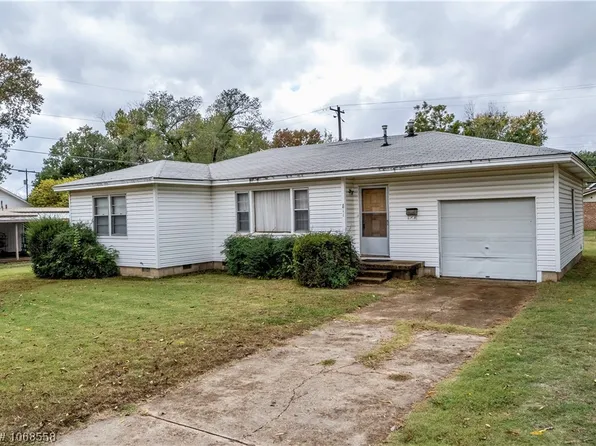 411 Poplar Pl, Sallisaw, OK 74955