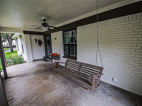 4th image of 12305 Willow Bend Dr