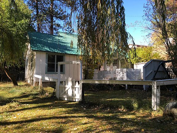 3rd image of 2140 Greenough Dr W