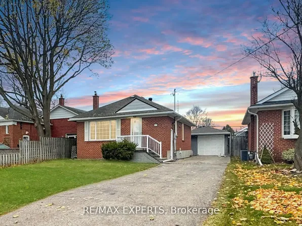 117 Marchington Cir, Toronto, ON M1R 3M9
