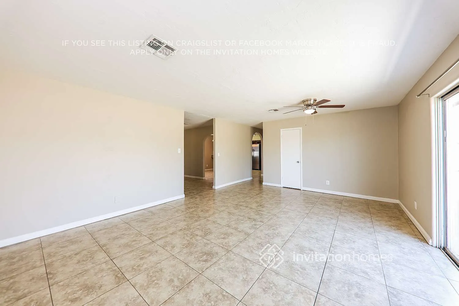4753 N 70th Ave Phoenix, AZ 85033 — Photo 4