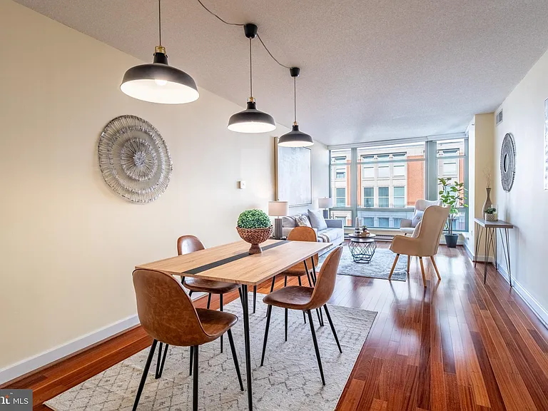1150 K St NW #1008 — Photo 12