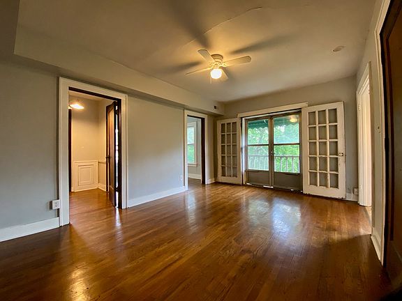 3rd image of 1500 W 37th Wyoming Street 21 #3623-3619-25