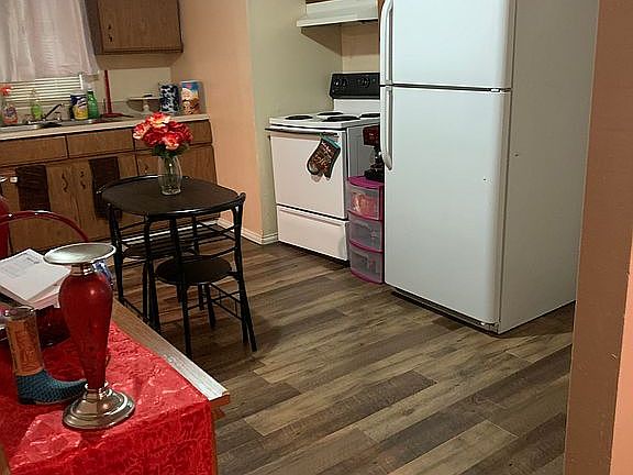 Apartment 1 kitchen