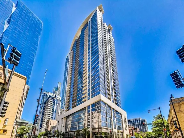 100 E 14th St APT 1109, Chicago, IL 60605