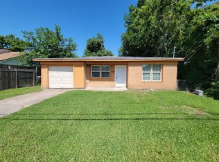 206 Hemphill St, Texas City, TX 77591