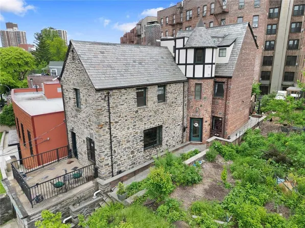 3878 cannon Place, Bronx, NY 10463