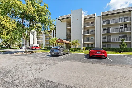 9480 Poinciana Pl #407 Photo 1
