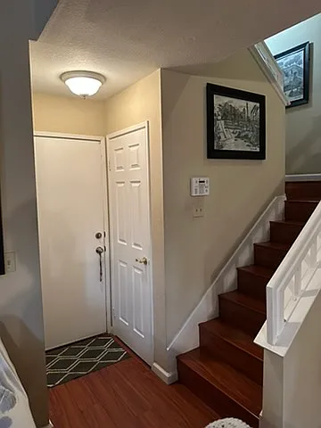 4800 Bayside Way — Photo 8
