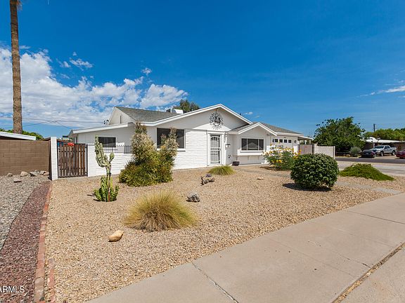 3rd image of 14824 N 30th Dr