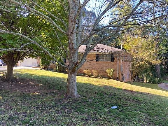 2nd image of 50 Barrett Cir SE