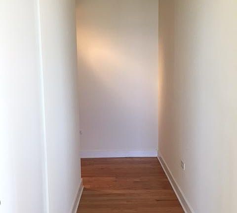 3rd image of 1791 W Howard St Unit 603
