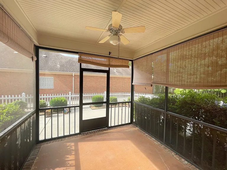 28 Belmont Pl — Photo 34