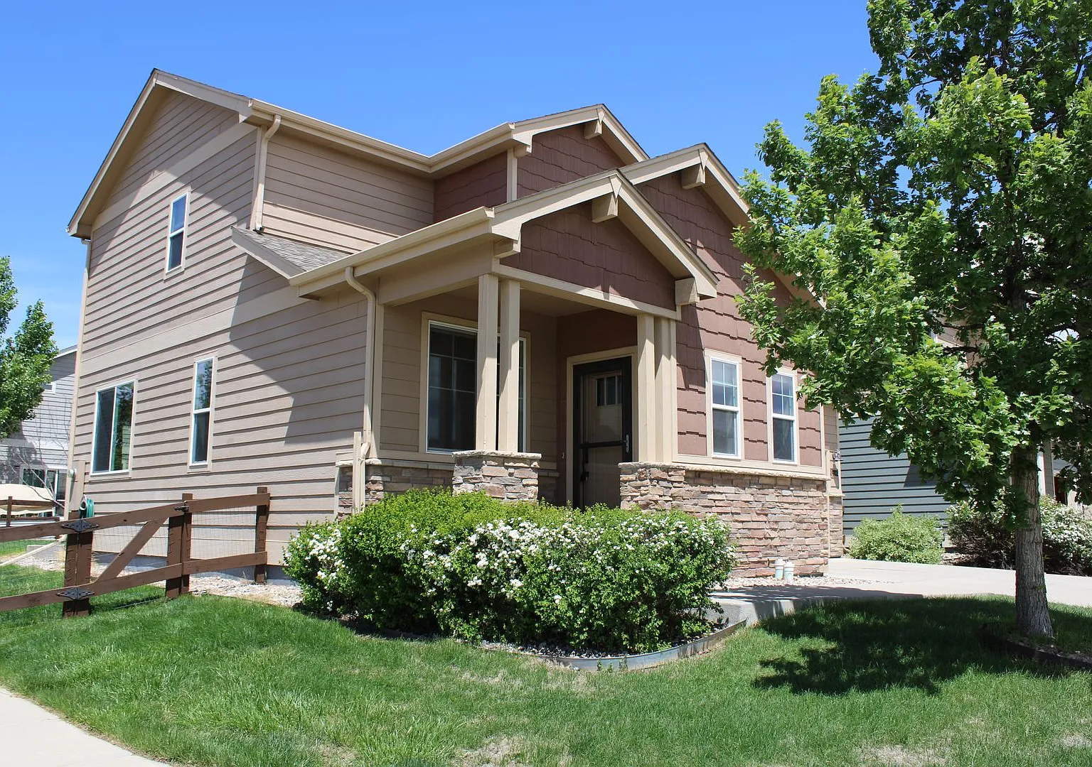 Stunning 3 Bedroom Home in North Fort Collins. — Photo 1