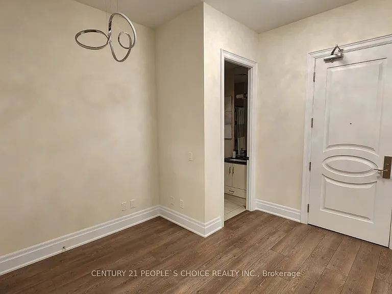 9075 Jane St #Penthouse 03 — Photo 10