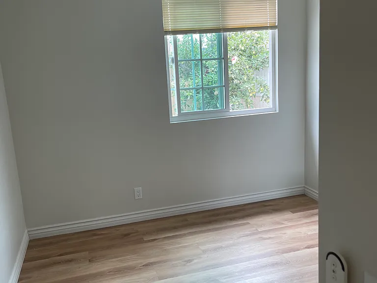 1322 E Covina Blvd #0 — Photo 9