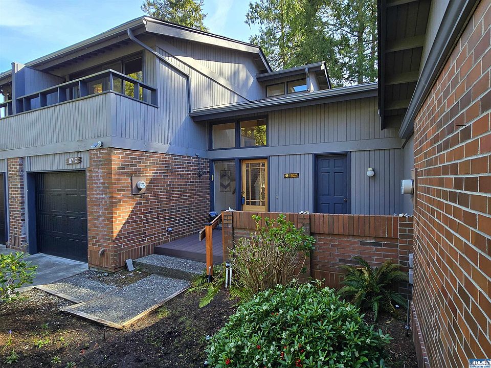 1st image of 117C Hilltop Dr