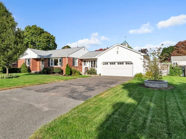 95 Bardon St, Chicopee, MA 01020