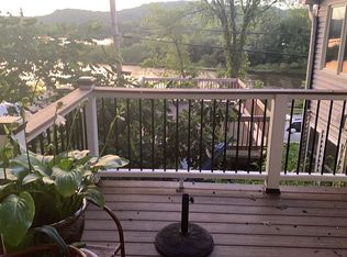 N3834 Tipperary Rd, Poynette, WI 53955