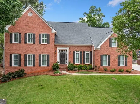 4520 Hampton Woods Dr NE, Marietta, GA 30068