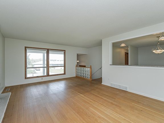 Living Rm