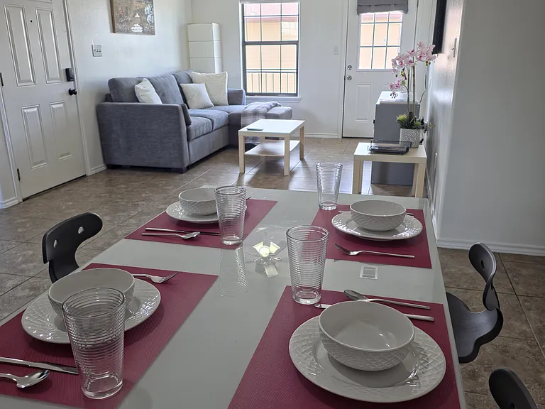 912 Wildrose Ln #C7 — Photo 3