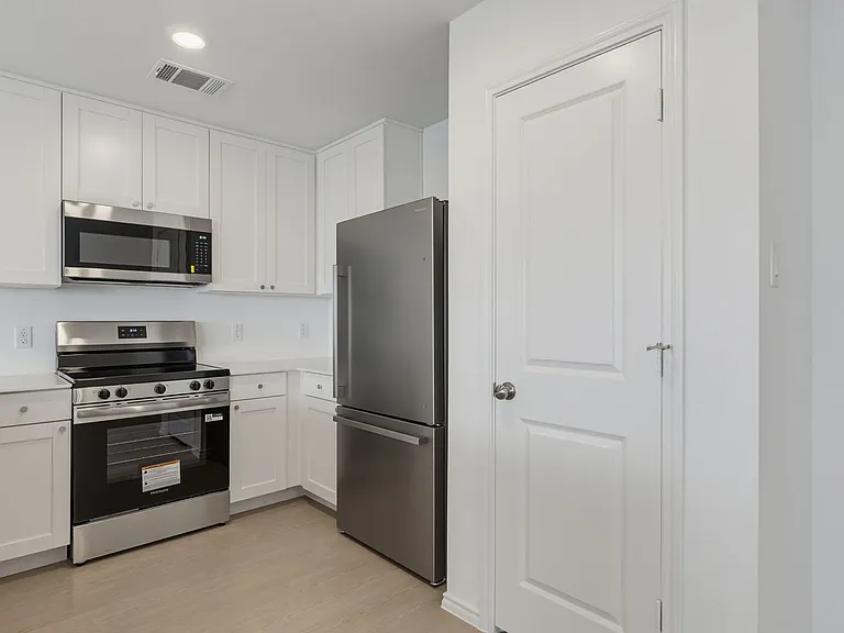 216 Ayla Marie Cv — Photo 6