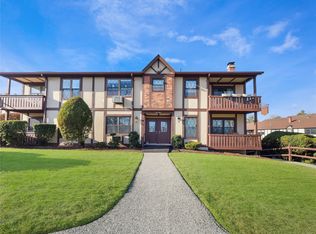 612 Sierra Vista Ln, Valley Cottage, NY 10989