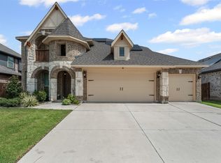 520 Ridgewater Trl, Fort Worth, TX 76131