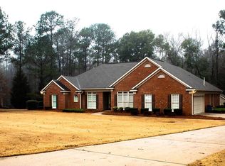 1205 Leaf Brook Dr, Midland, GA 31820