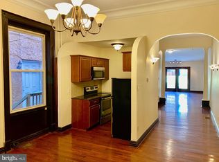 1216 S Broad St APT 1R, Philadelphia, PA 19146