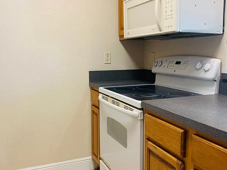 900 S Peninsula Dr #210 — Photo 6