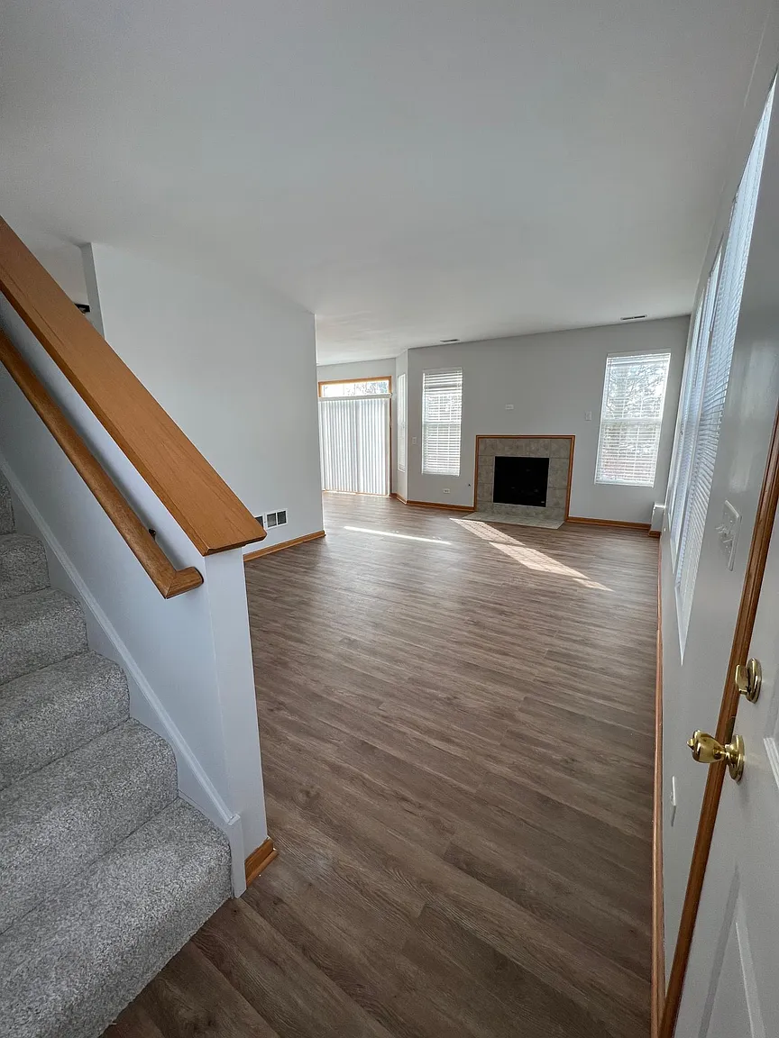 1470 Millbrook Dr photo 1