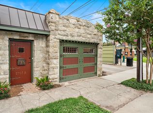 2707A Whitney St, Houston, TX 77006