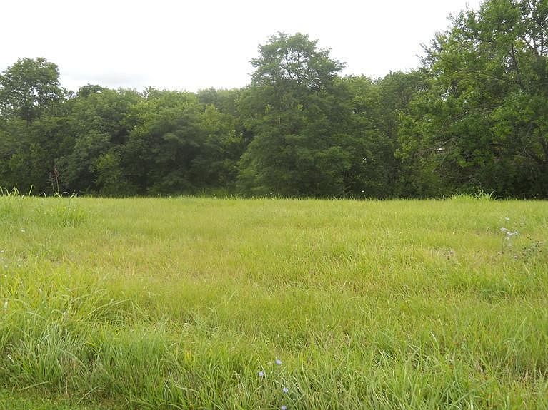 1st image of 401 Shady Brook Dr
