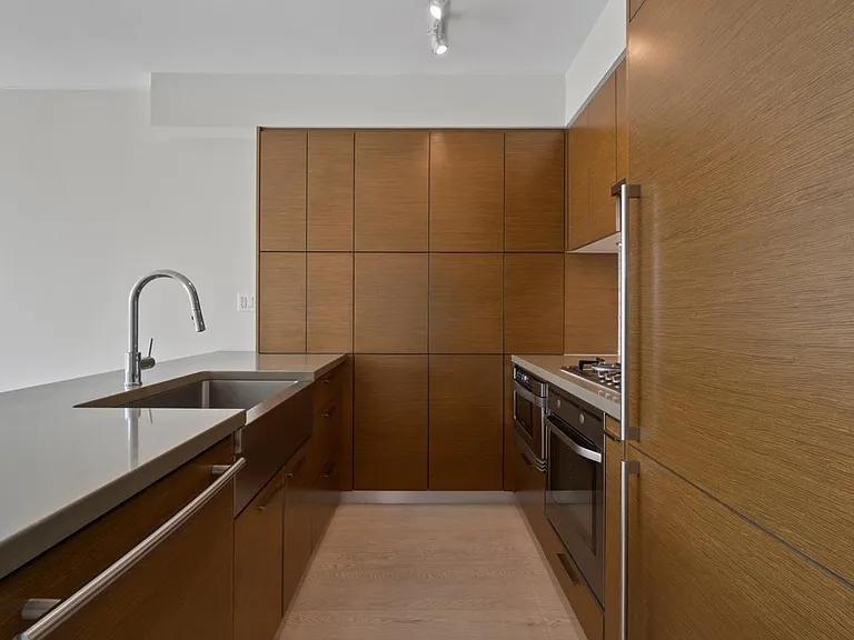 535 Smithe St #2404 — Photo 3
