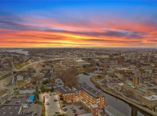 10 Exchange Ct APT 206, Pawtucket, RI 02860