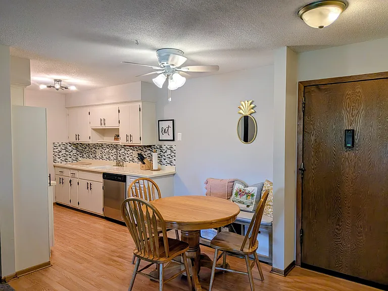 2700 Dale St N #304 — Photo 3