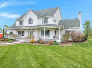 14040 Hill Rd, Newark, IL 60541